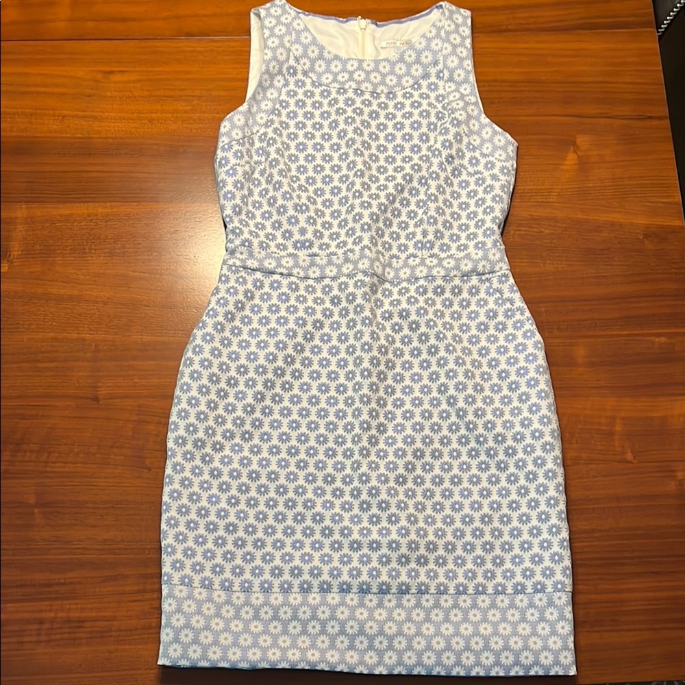 Elegant Boden Blue and White Sleeveless Dress size 8
